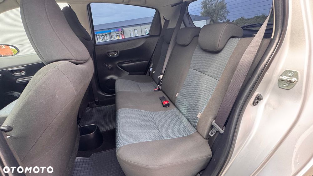 Toyota Yaris 1.3 VVT-i Luna - 8
