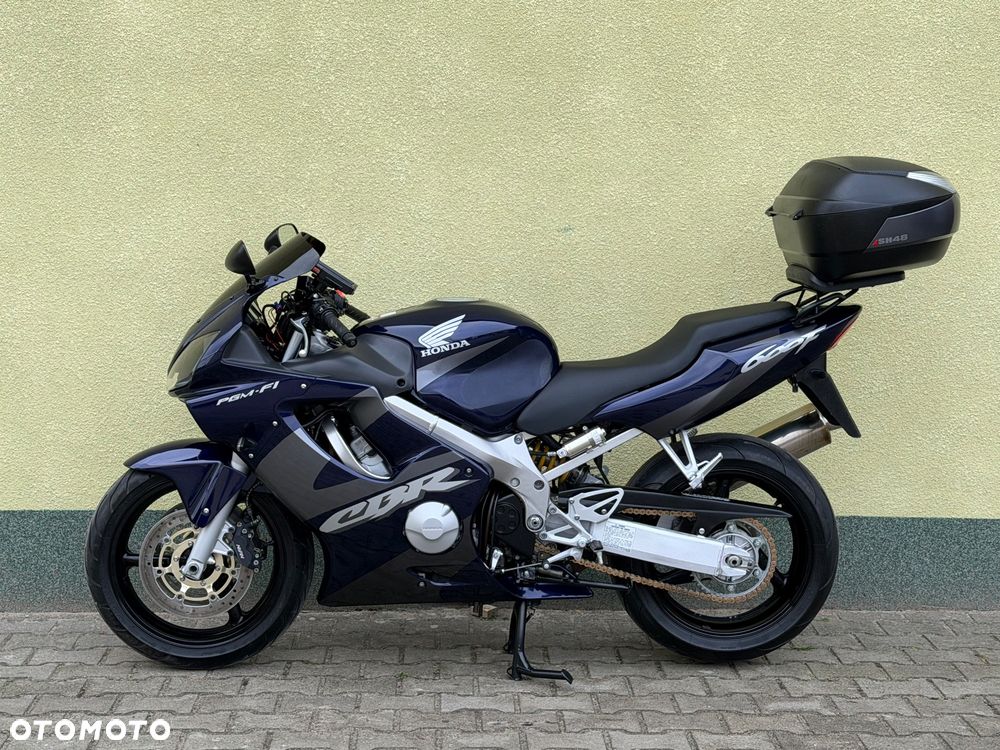 Honda CBR - 26
