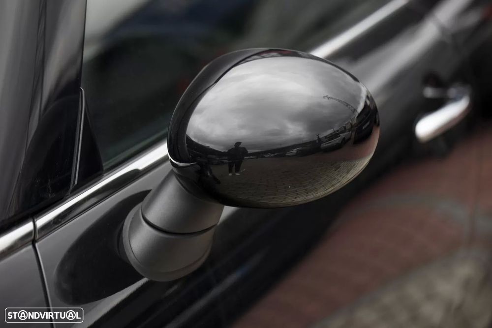 MINI 3 Portas Cooper D Auto - 10