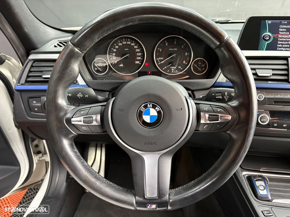 BMW 320 d Auto Pack M - 10