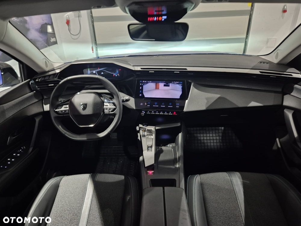 Peugeot 308 1.2 mHEV Allure S&S e-DCS6 - 12