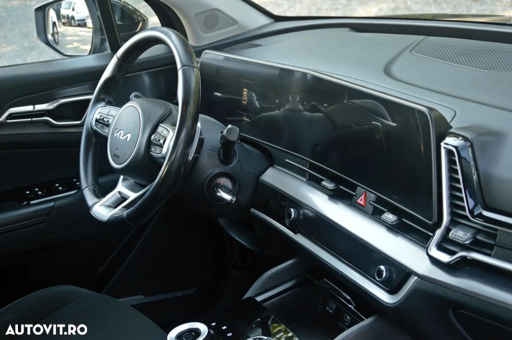 Kia Sportage 1.6 T-GDI PHEV 6AT 4x4 Business Line - 27
