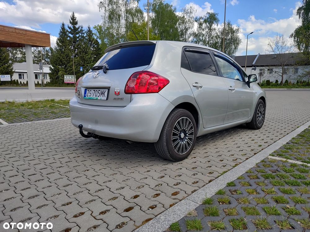 Toyota Auris 1.33 VVT-i Premium - 4
