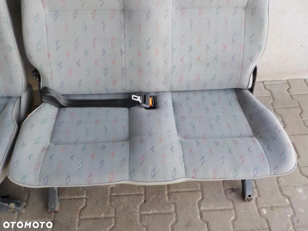 VW T4 FOTEL FOTELE SIEDZENIA RZĄD ŚRODKOWY TYŁ - 4