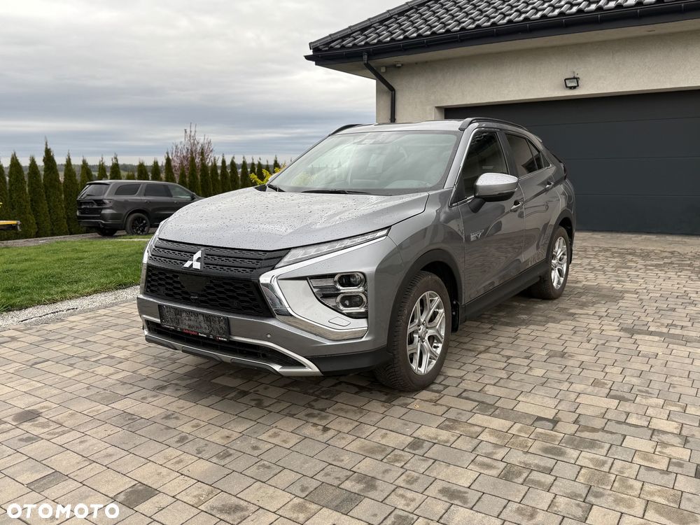 Mitsubishi Eclipse Cross Plug-In Hybrid 4WD Select - 3