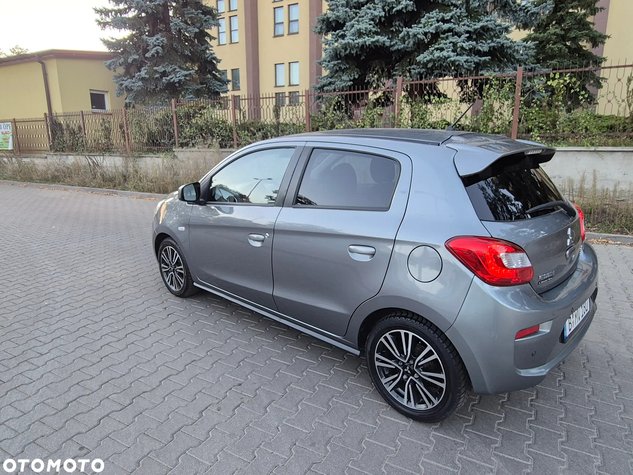 Mitsubishi Space Star 1.2 Clear Tec Color - 8