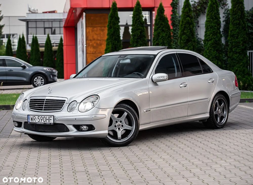 Mercedes-Benz Klasa E 500 T Avantgarde Sport Edition AMG - 14