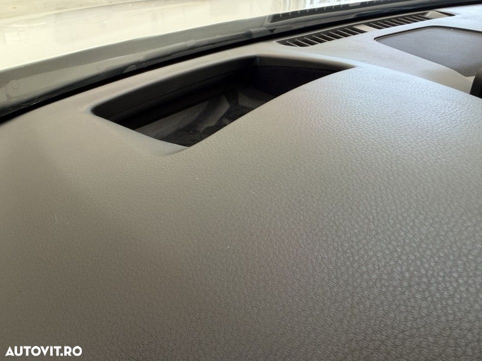Mazda 3 - 13