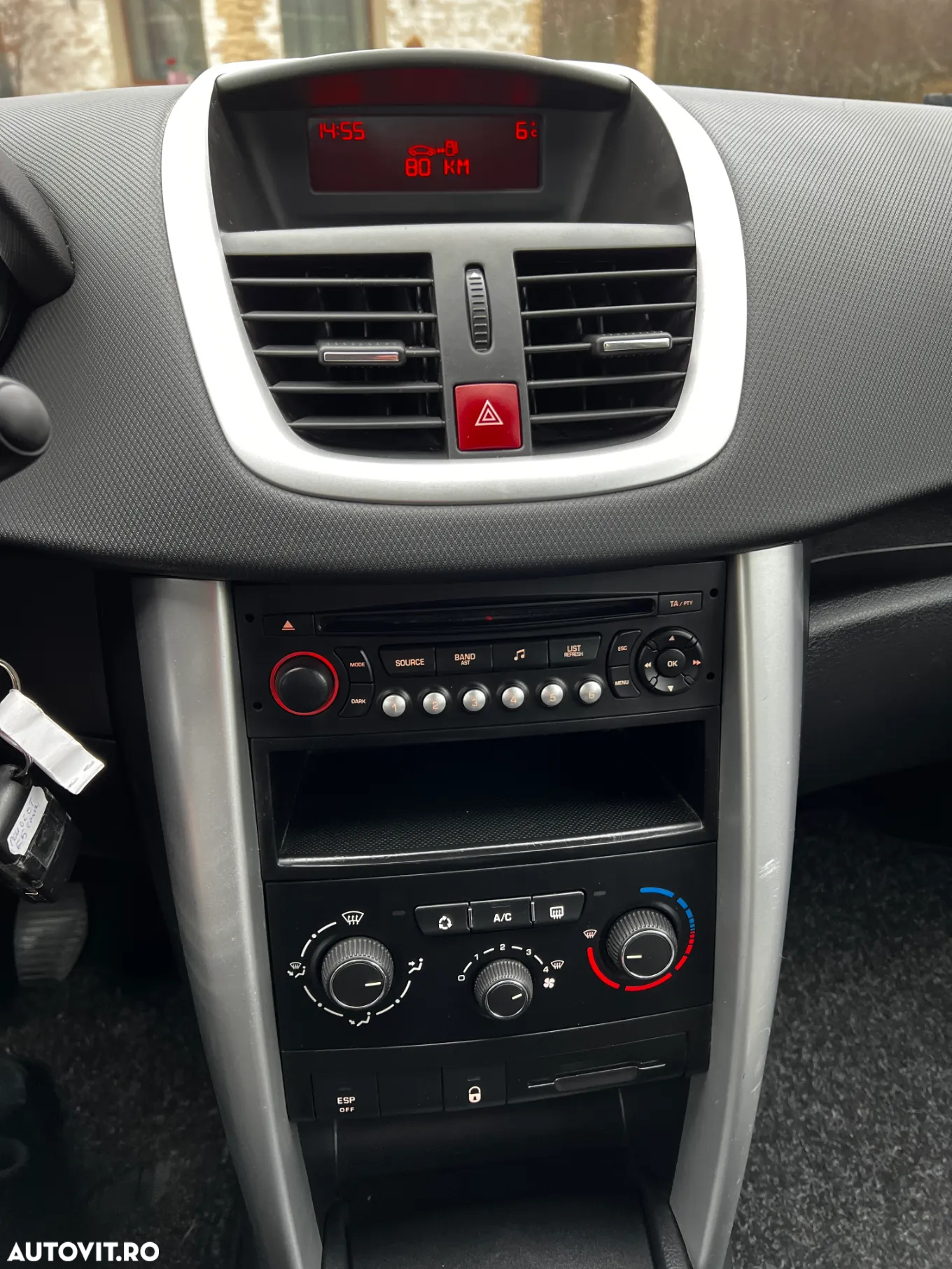 Peugeot 207 1.6E Sport - 23
