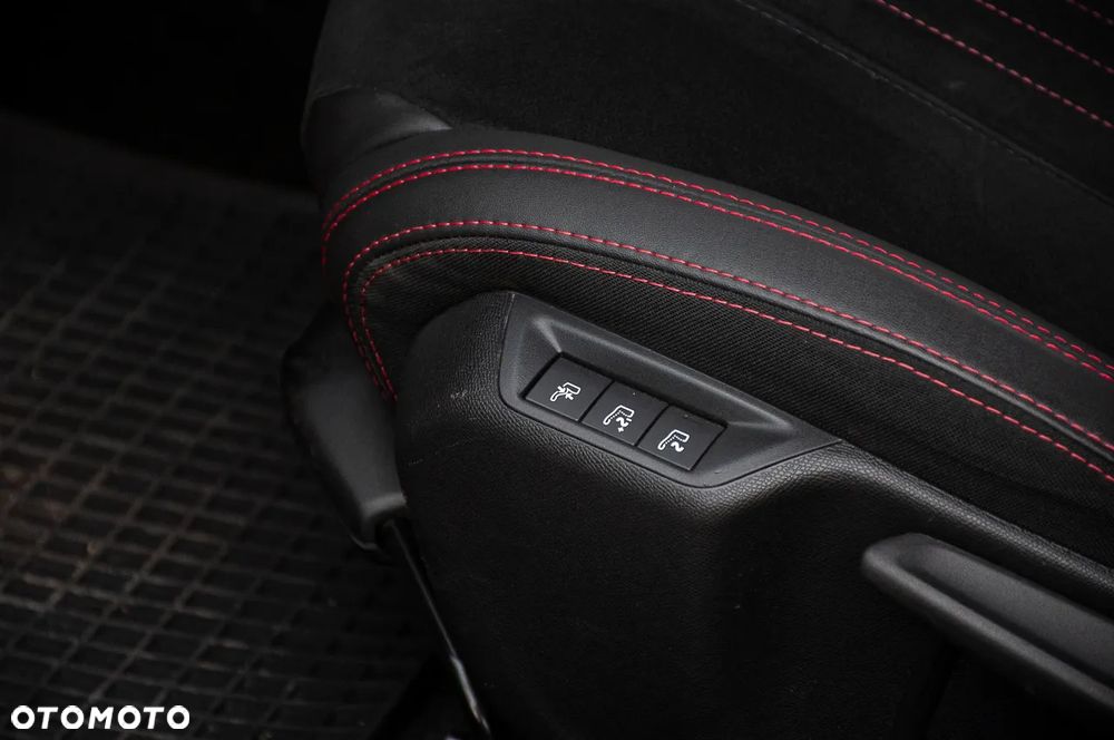 Peugeot 308 BlueHDi 180 EAT8 Stop & Start GT - 27