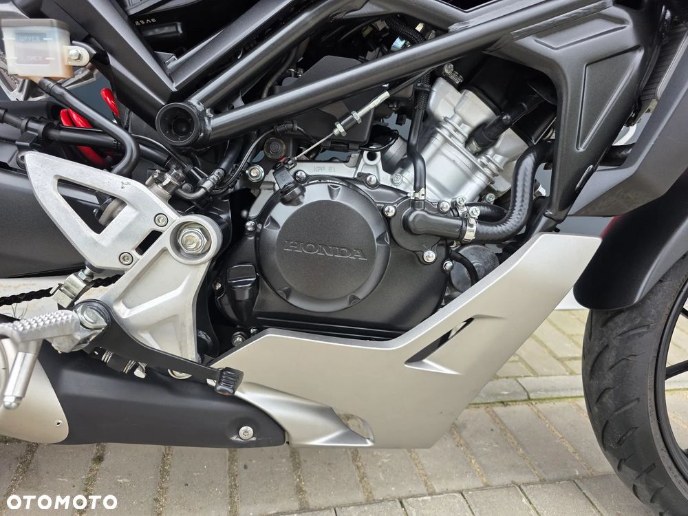Honda CB - 21