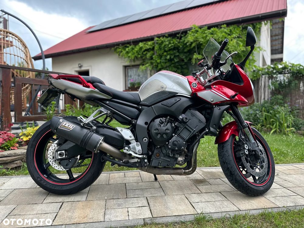 Yamaha FZ - 2