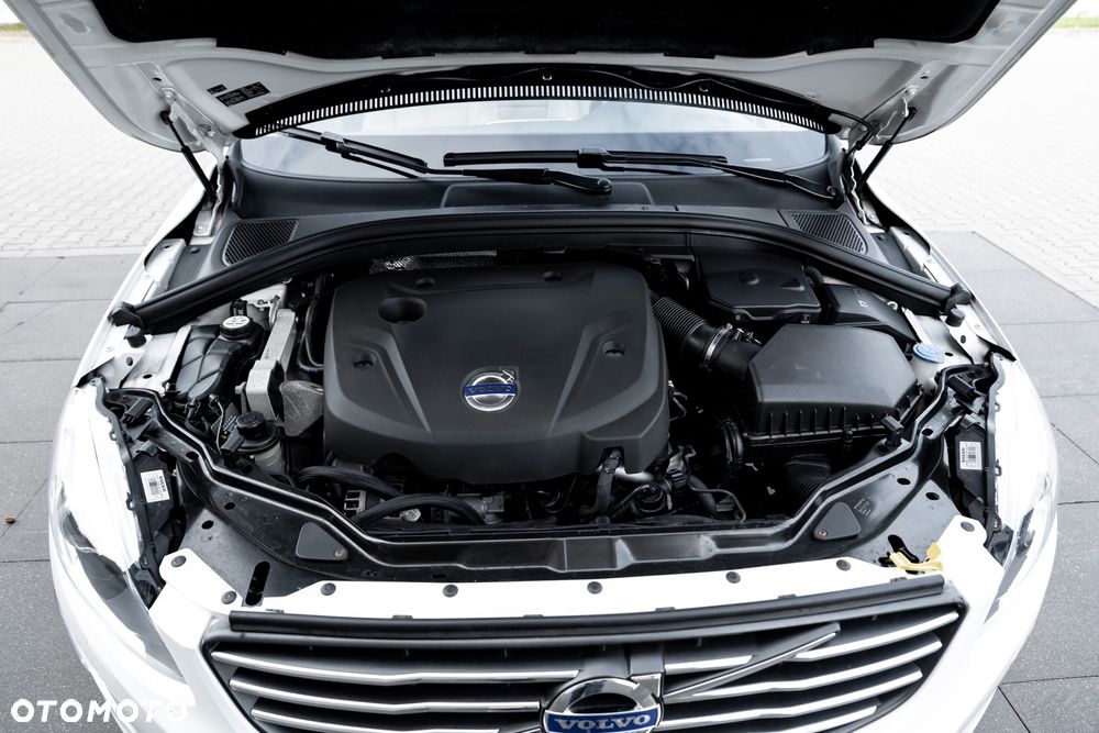 Volvo XC 60 D4 Geartronic Summum - 37