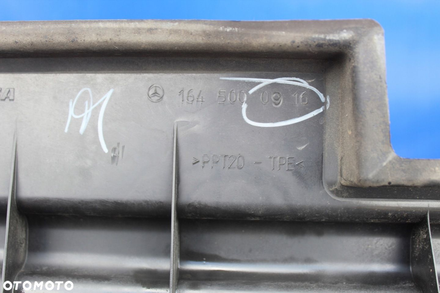 Kierownica powietrza ramka chłodnicy Mercedes ML W164 3.5 CDI A1645000916 - 6