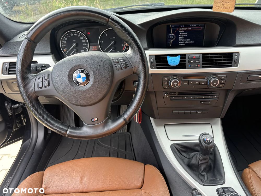 BMW Seria 3 320d - 10