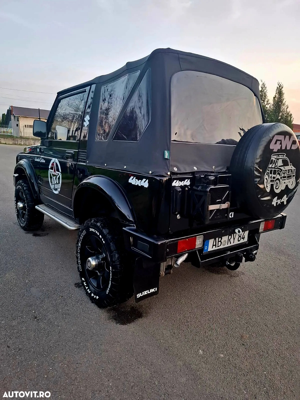 Suzuki Samurai - 5