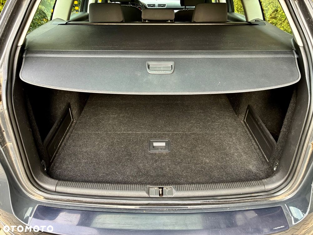 Volkswagen Passat 2.0 TDI Comfortline - 15