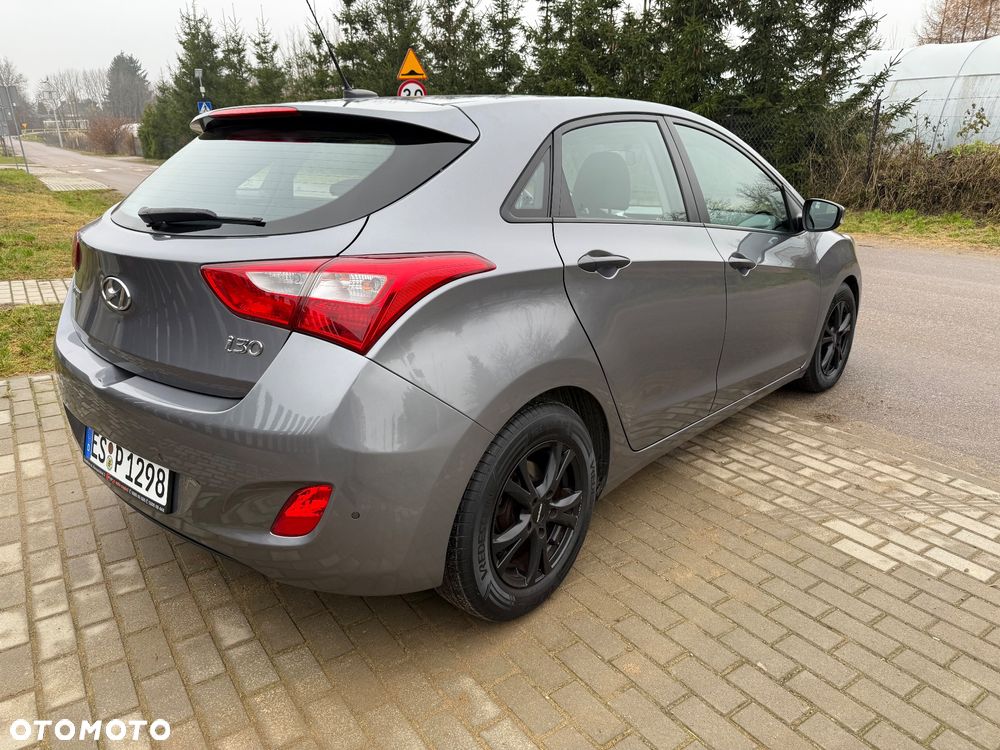 Hyundai i30 1.4 Classic + - 13