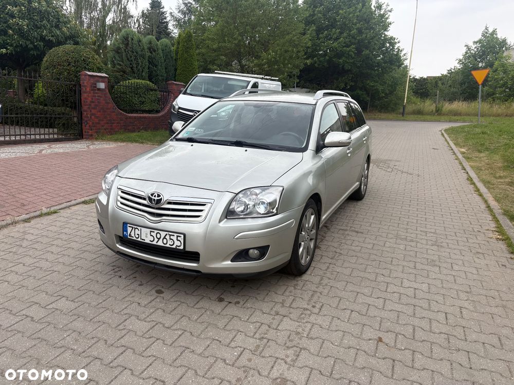 Toyota Avensis 2.0 D-4D Team - 1
