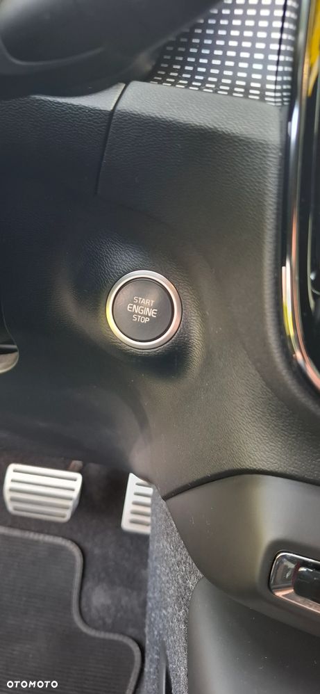 Volvo XC 40 T4 Geartronic R-Design - 32