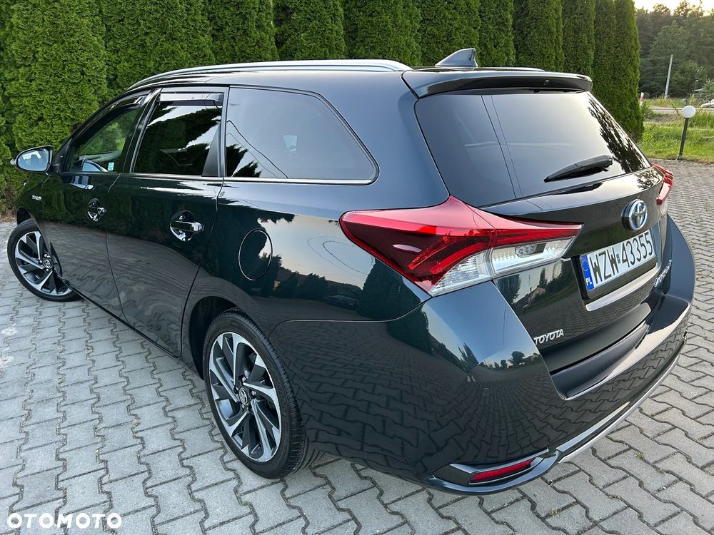 Toyota Auris - 14