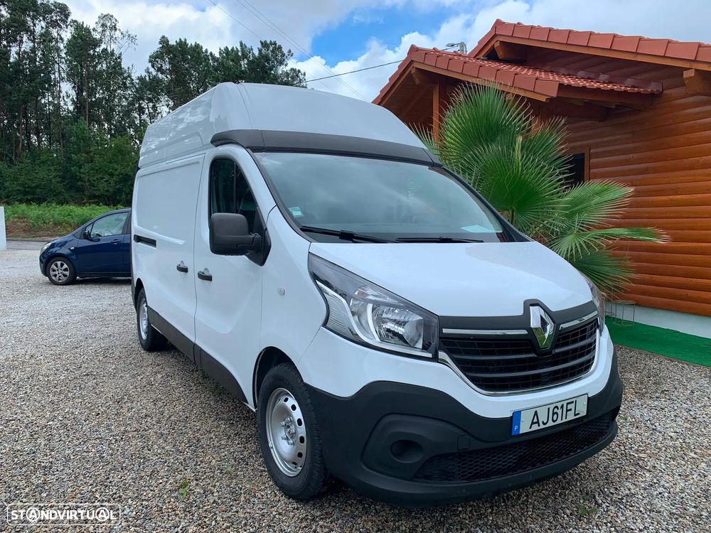 Renault Trafic - 1