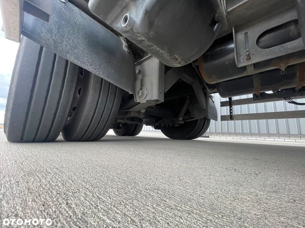 Volvo FH 460 XL 6x2 I-SAVE - 11