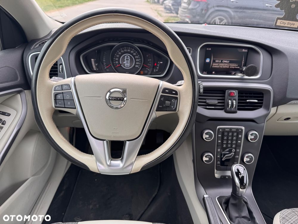 Volvo V40 Cross Country D2 Drive-E SCR Kinetic - 12