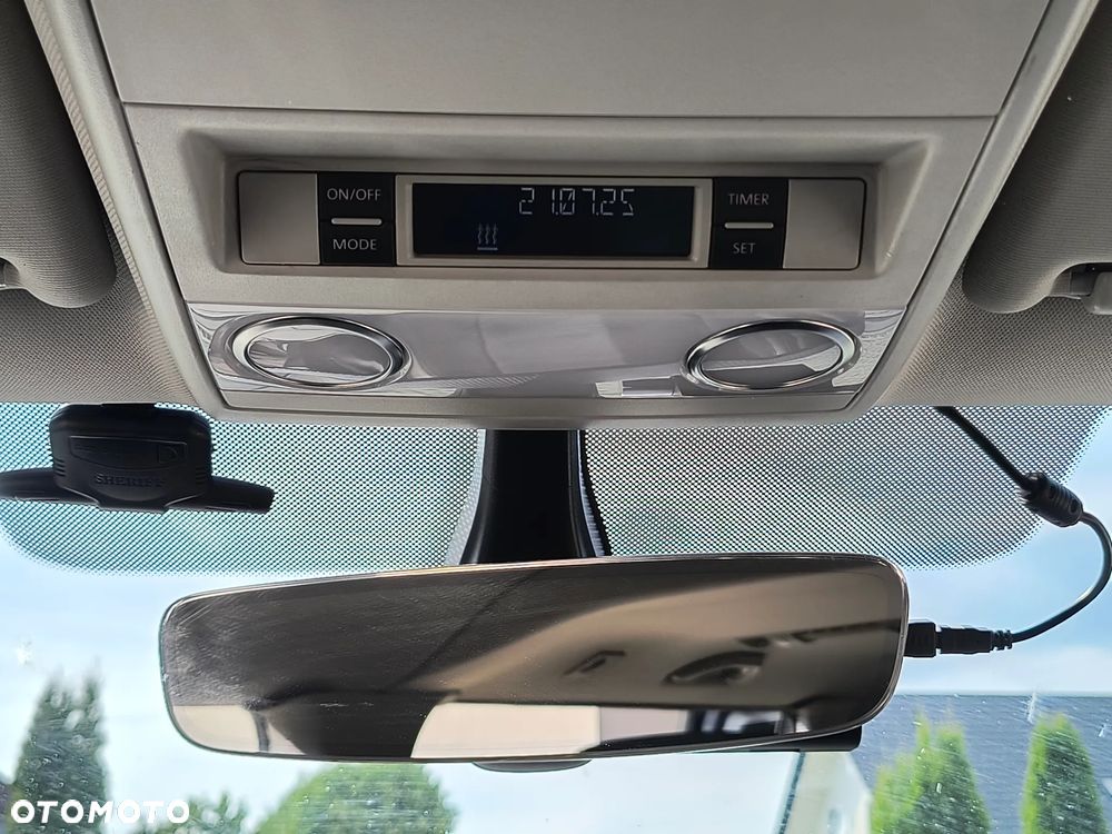 Volkswagen Multivan ver-2-0-tdi-l1-highline-dsg - 8