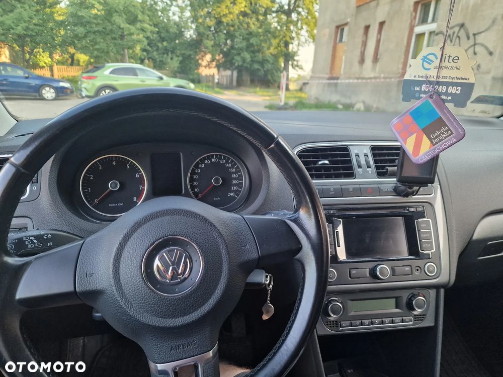 Volkswagen Polo 1.4 16V Comfortline - 9