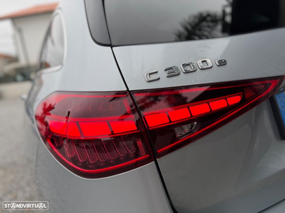 Mercedes-Benz C 300 e AMG Line - 40