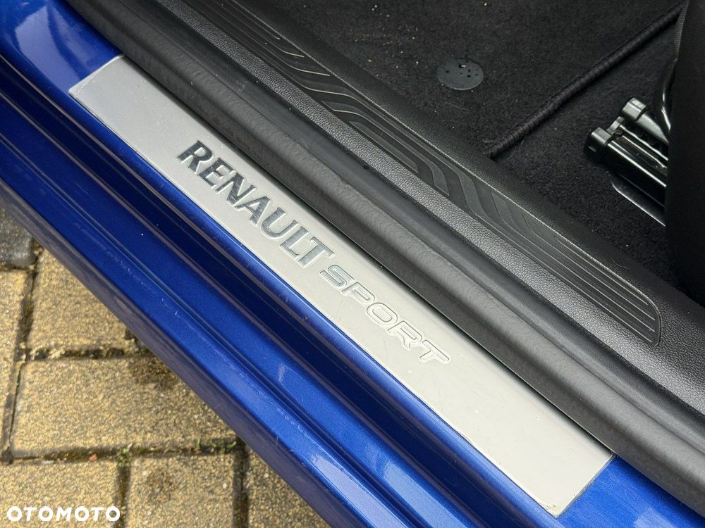 Renault Megane ENERGY TCe 205 EDC GT - 24