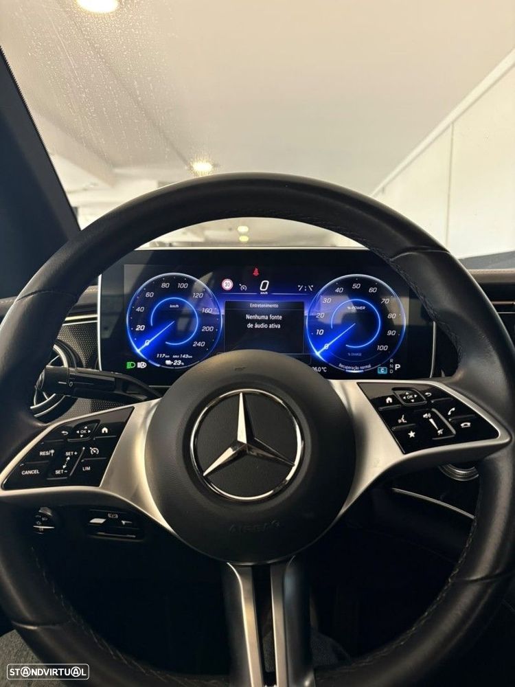 Mercedes-Benz EQE 300 Edition Electric Art - 10