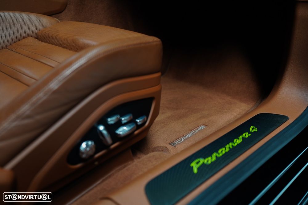 Porsche Panamera Sport Turismo 4 E-Hybrid - 9
