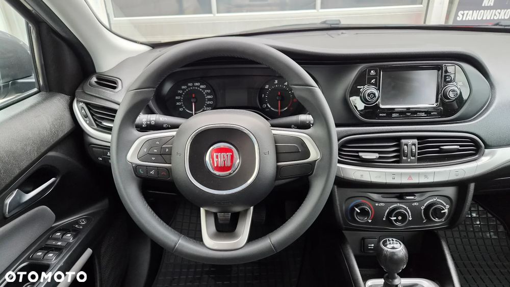 Fiat Tipo 1.4 16V Easy - 13
