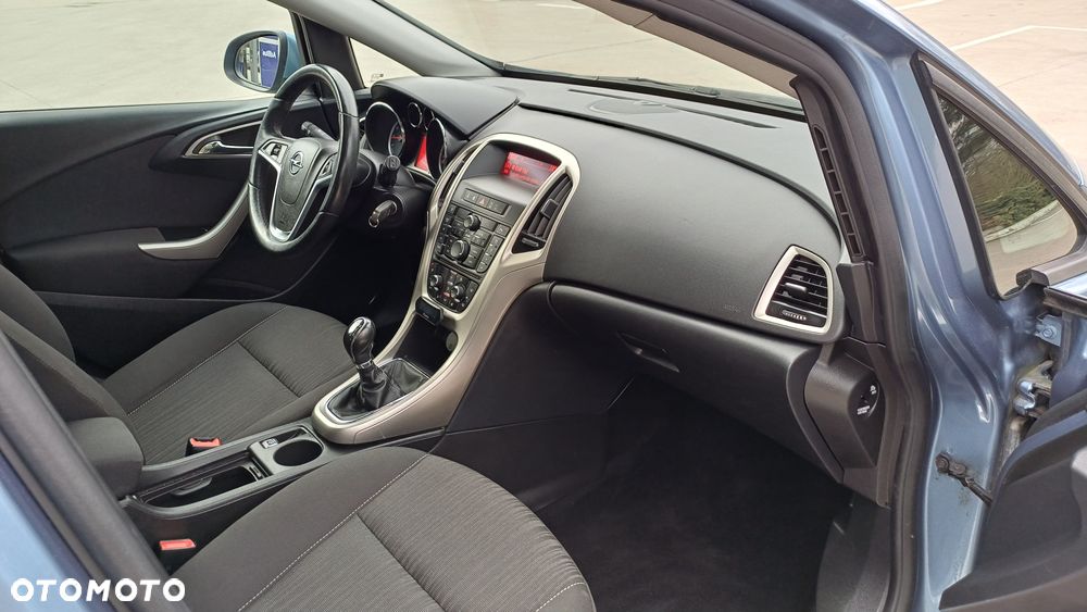 Opel Astra 1.4 Turbo - 8