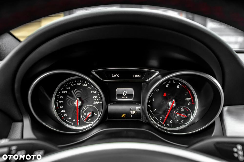 Mercedes-Benz CLA 250 4Matic 7G-DCT AMG Line - 27