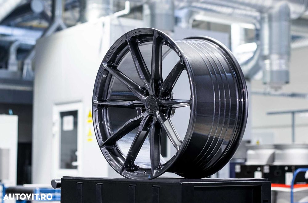 Jante Aliaj Japan Racing / JR 37 Graphite / BMW / AUDI / MERCEDES / VW - 2