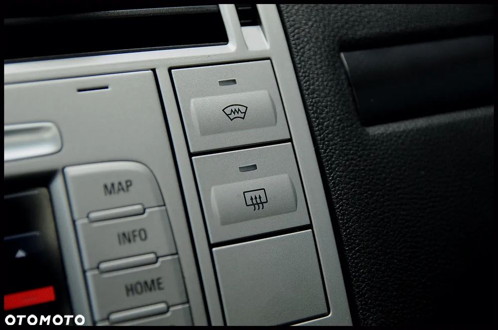 Ford Kuga 2.0 TDCi 4WD Titanium - 32