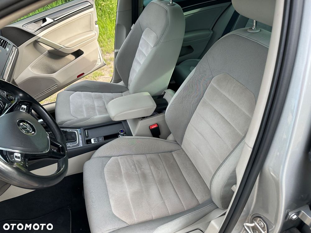 Volkswagen Golf 1.4 TSI BMT Highline DSG - 10