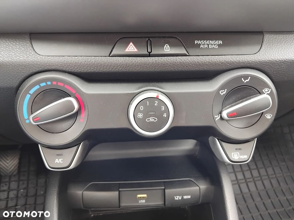 Kia Stonic 1.0 T-GDI M - 18
