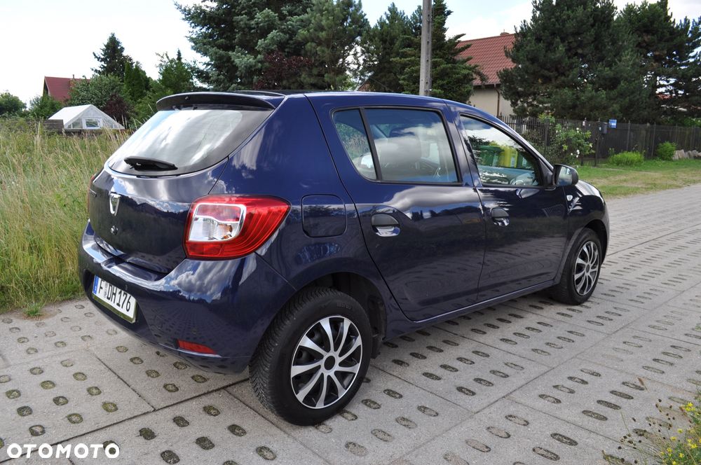 Dacia Sandero 1.2 16V 75 Celebration - 9