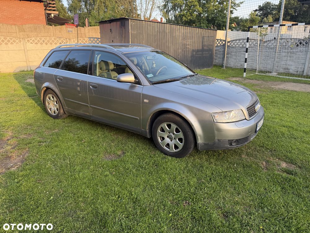 Audi A4 Avant - 2