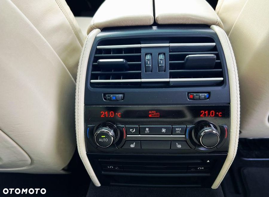 BMW Seria 7 750d xDrive - 7