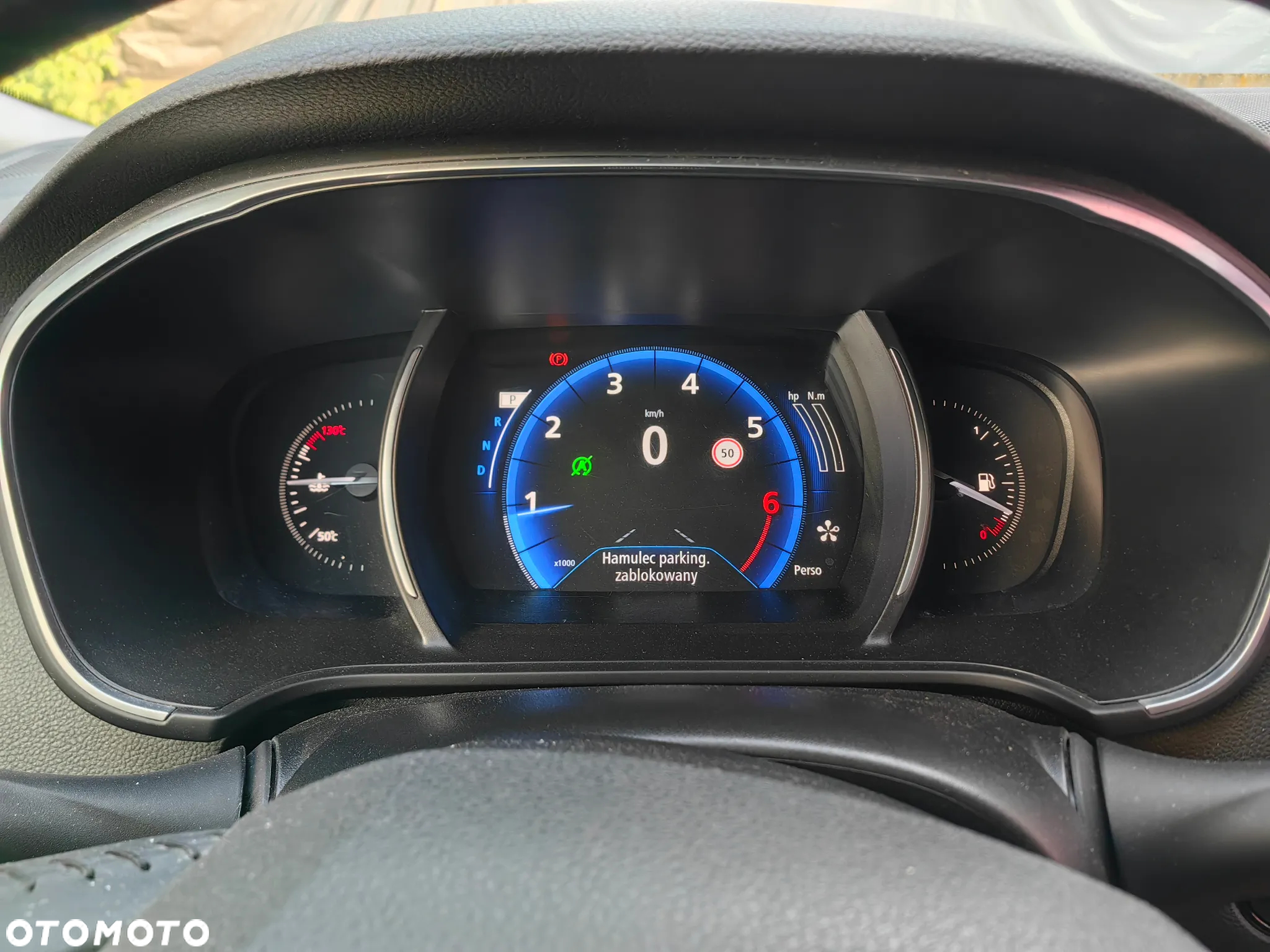 Renault Megane ENERGY TCe 130 EDC INTENS - 11