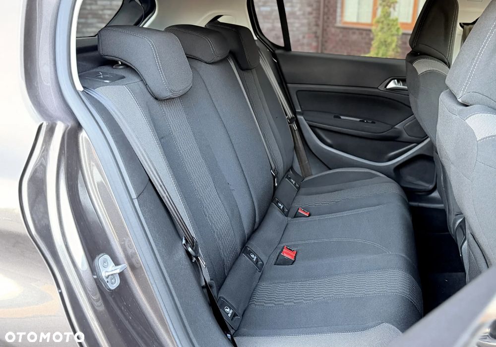 Peugeot 308 1.2 PureTech GPF Allure S&S - 35