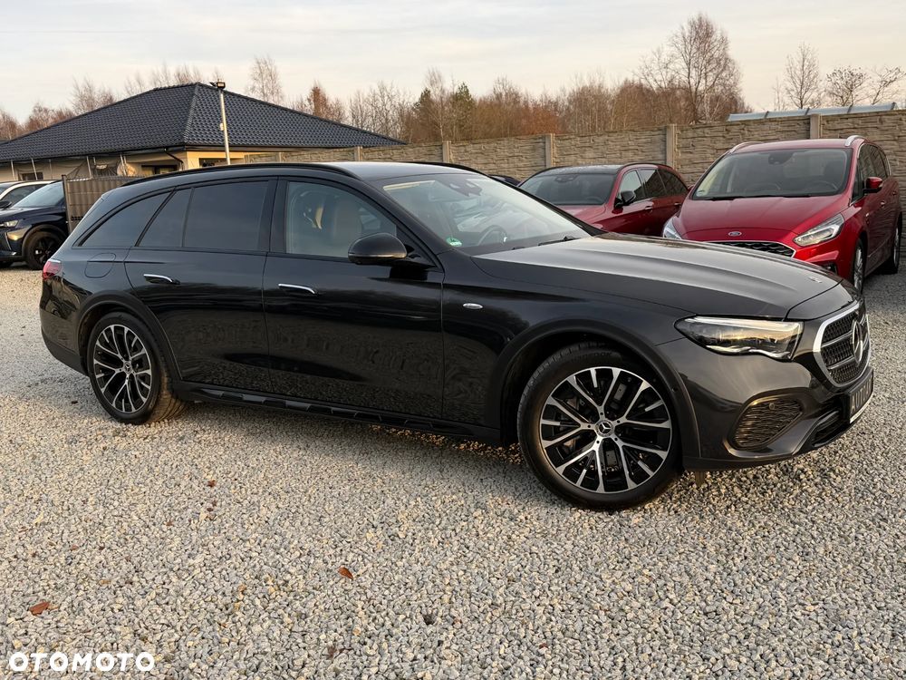 Mercedes-Benz Klasa E 300 de 4Matic 9G-TRONIC Avantgarde - 22