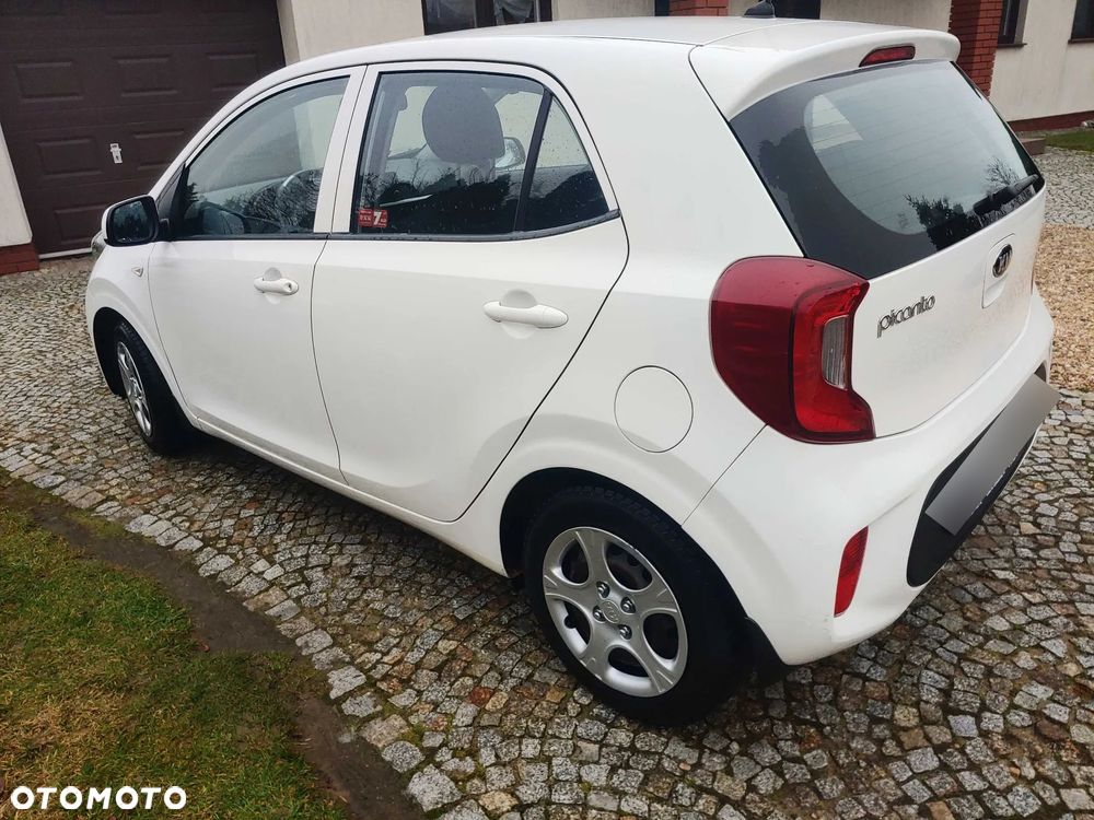 Kia Picanto 1.0 L - 5