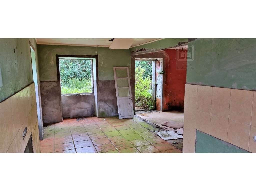 VENDA de CASA - MORADIA para reabilitar - São Bartolomeu de Regatos... - Grande imagem: 5/8