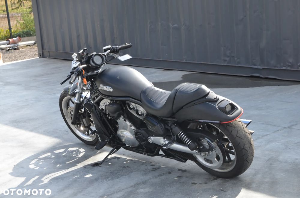 Harley-Davidson V-Rod Night Rod - 3